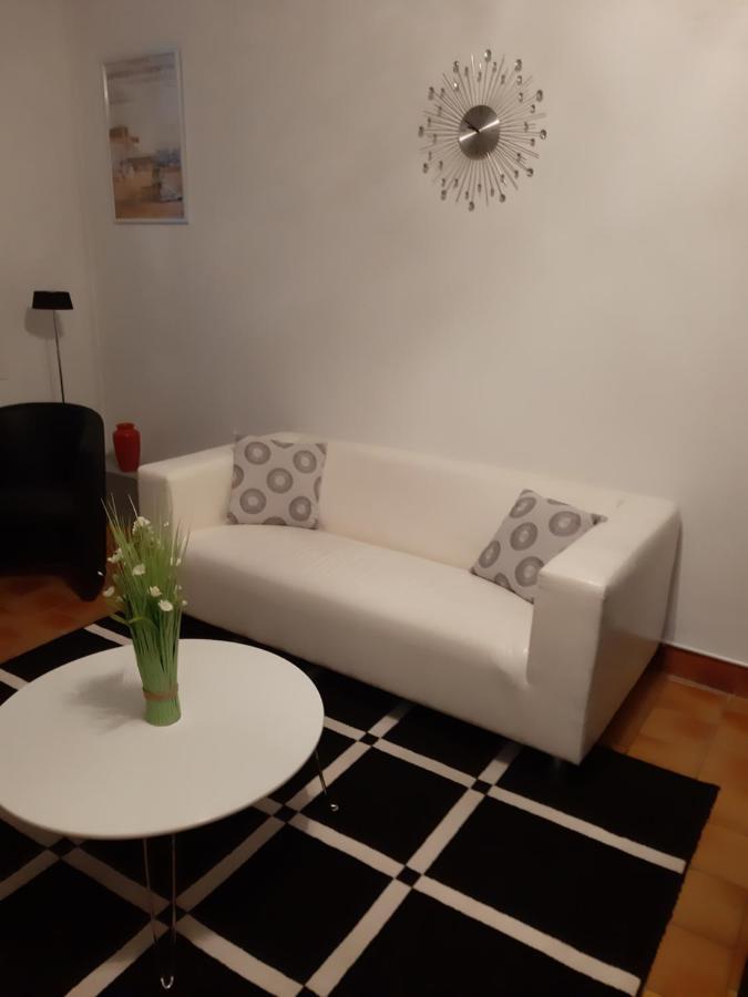 Studio Barbel Онфльор Екстериор снимка
